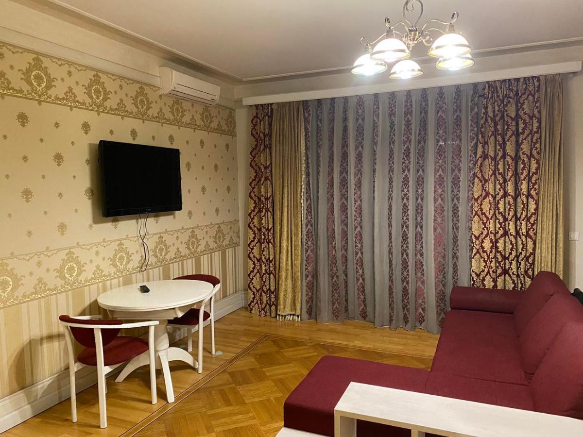 Fontush Boutique Hotel Ivano-Frankivsk Extérieur photo